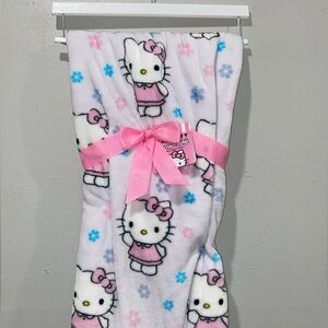 Hello Kitty Flower Oversized Throw Blanket